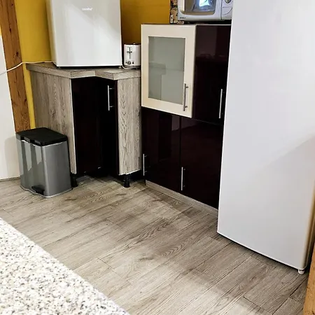 80qm Monteuroase In - Schwarzenberg Mwst Ausweisbar * 梅尔松根